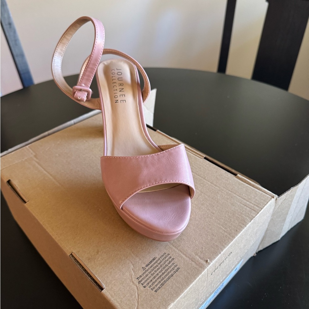 Journee Collection Women's Pink Sandals